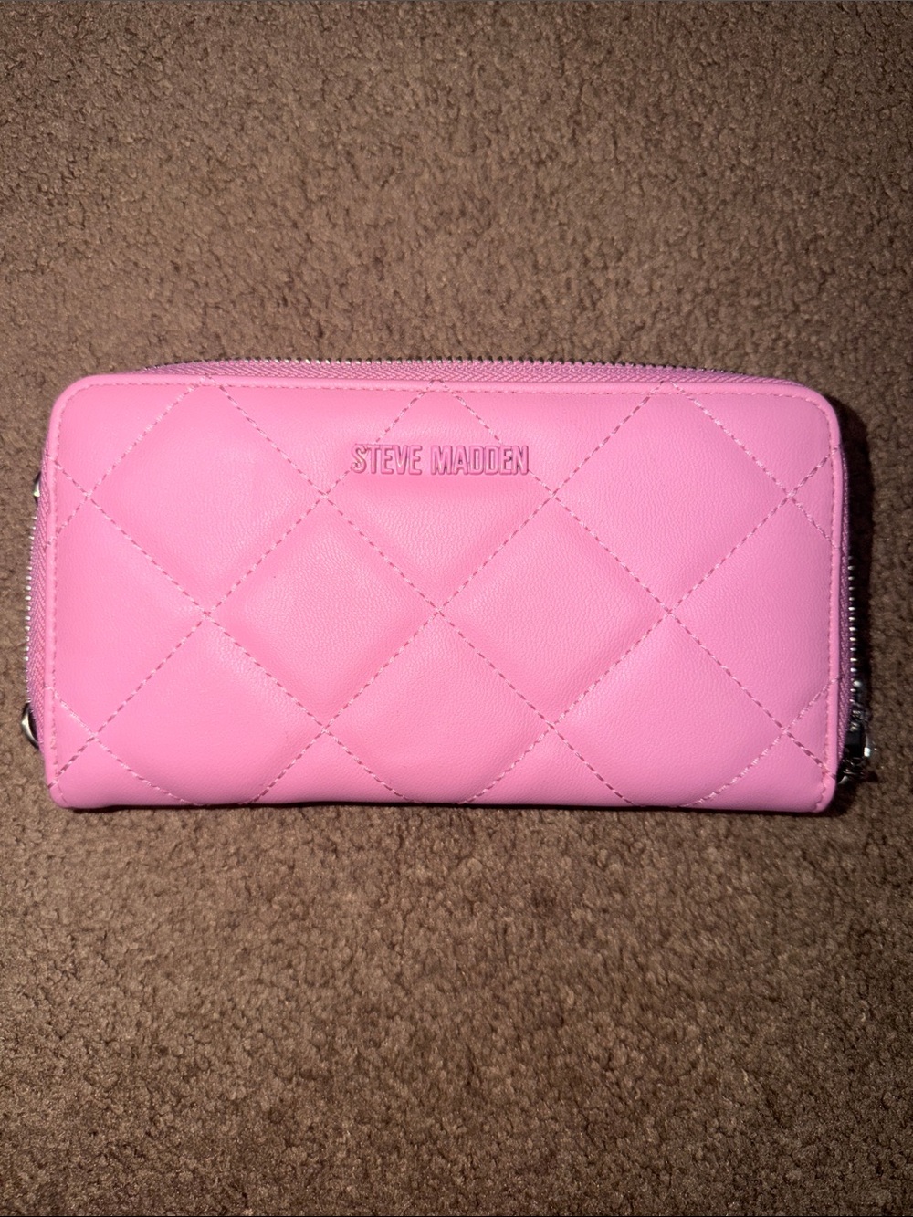 Steve Madden Pink Quilted Crossbody with Multicolor Logo Strap - Picture 2 of 8